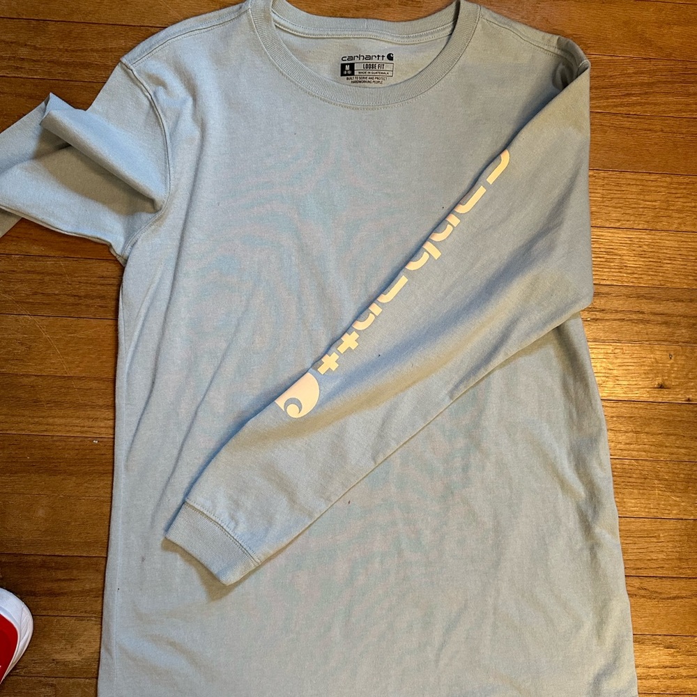 Women’s blue long sleeve carhartt shirt NEVER WORN